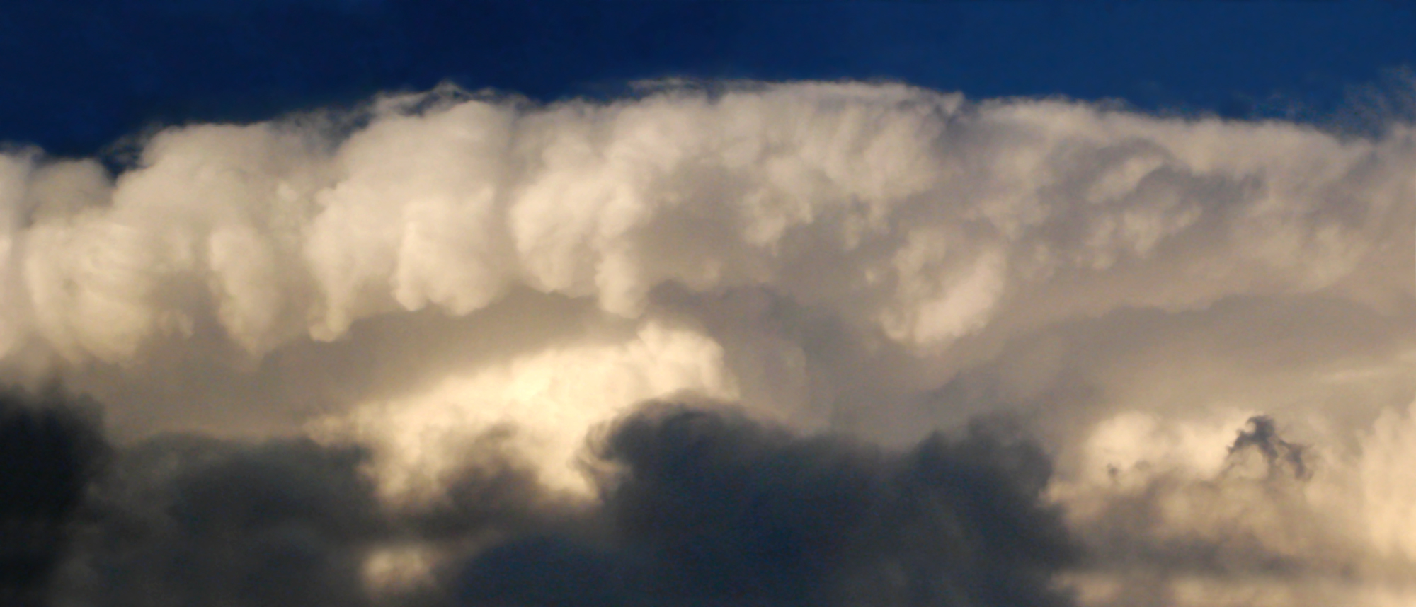 Ciel d'orage à Quinson Var - © Antonio Alvarez